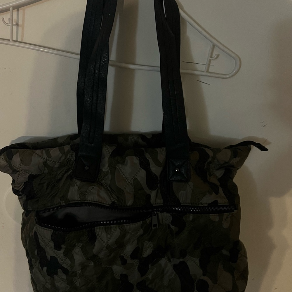 & Other Stories Camouflage Shoulder Bag